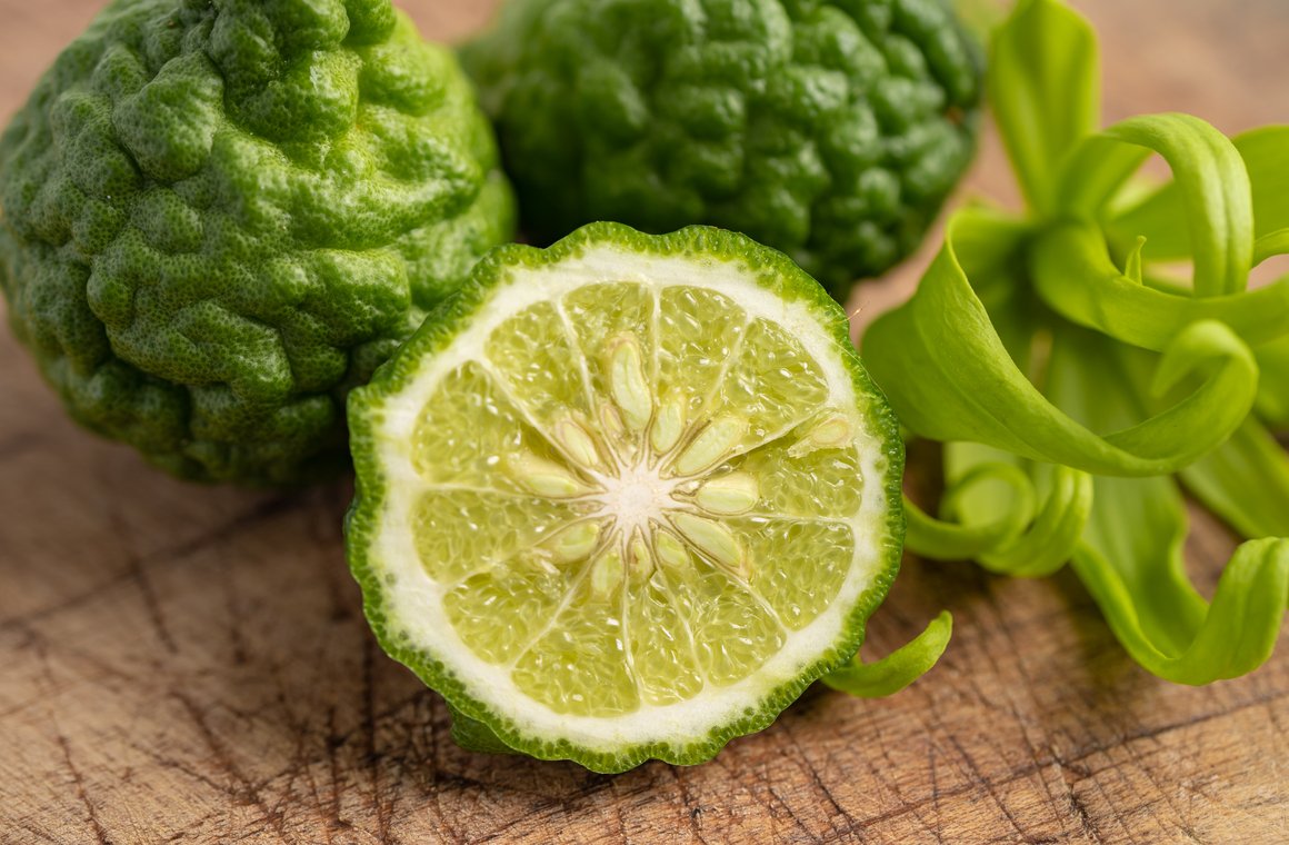 Fresh bergamot fruit